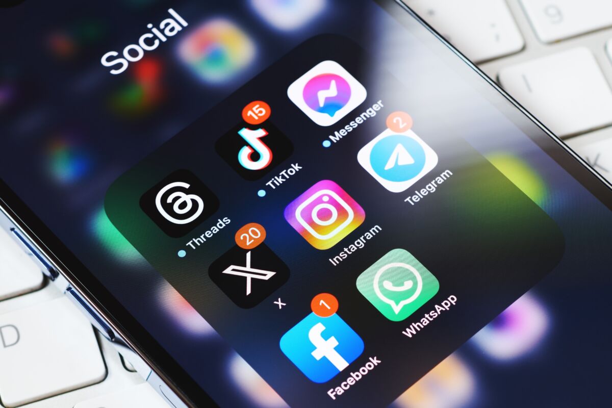 Social media come sigarette: dall’Usa la proposta di etichette di avvertimento